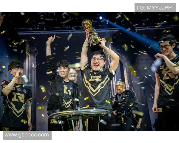 RNG在挑战者杯中的团队协作表现分析与点评