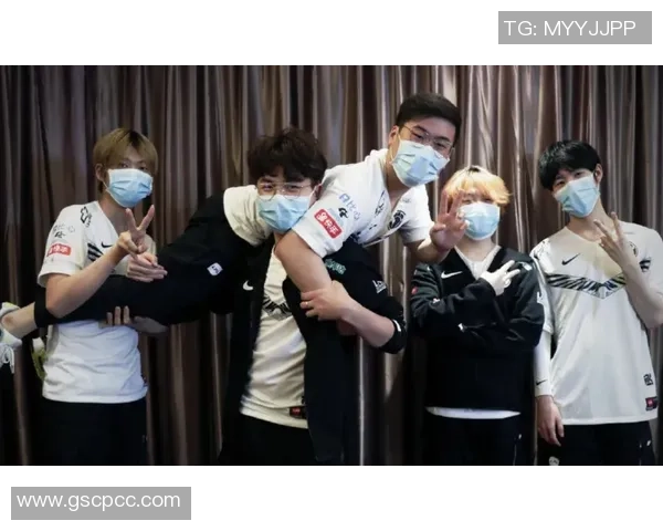 和平精英巨献:深入解析IG战队灵活战术与团队协作的奥秘 和平精英巨献:深入解析IG战队灵活战术与团队协作的奥秘